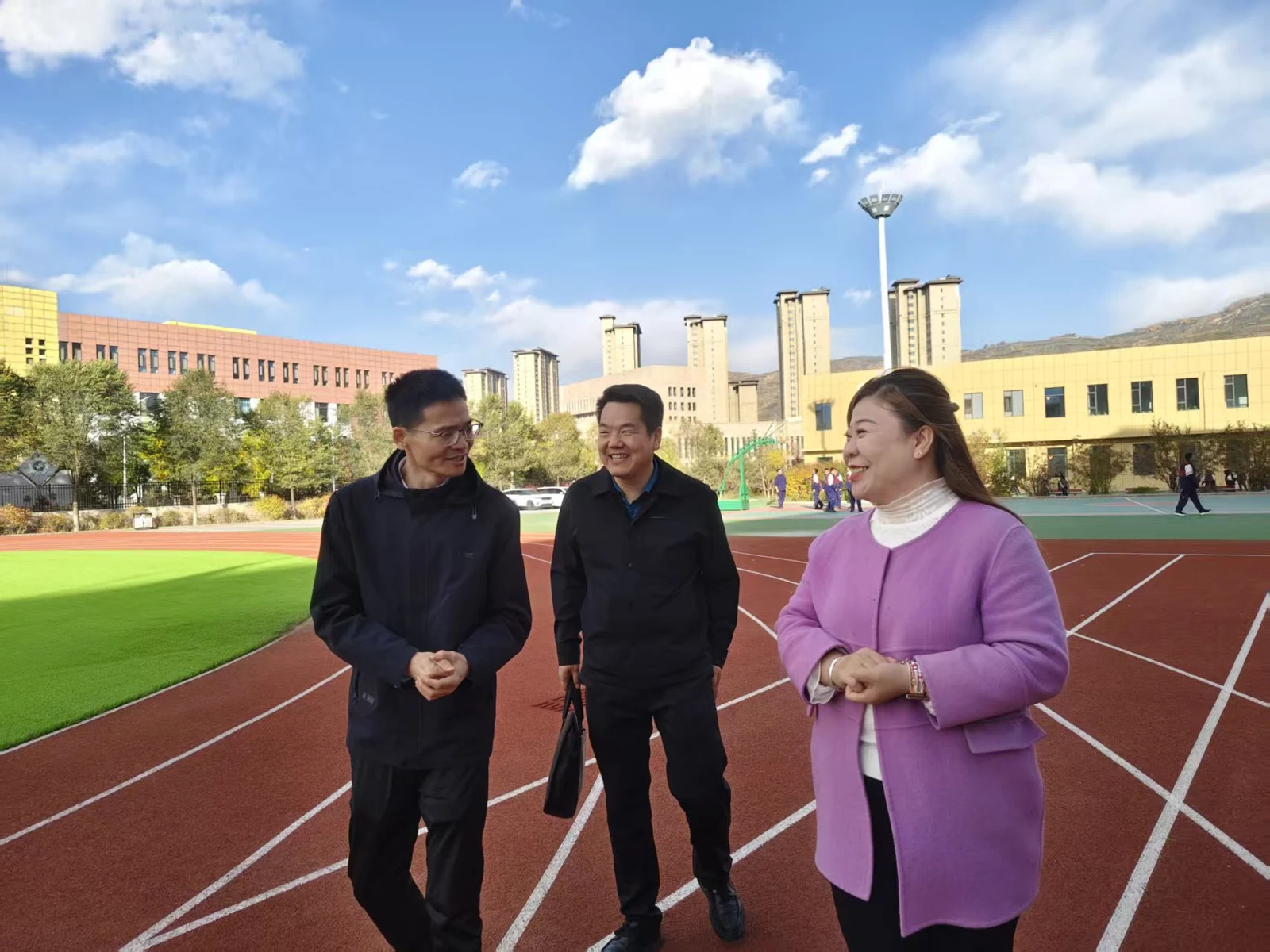 西宁市教育局副局长段启辉到沛西中学检查指导工作